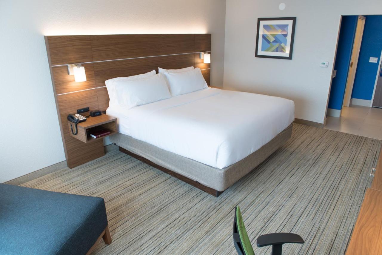 Holiday Inn Express Hotel & Suites Goshen By Ihg Exterior foto
