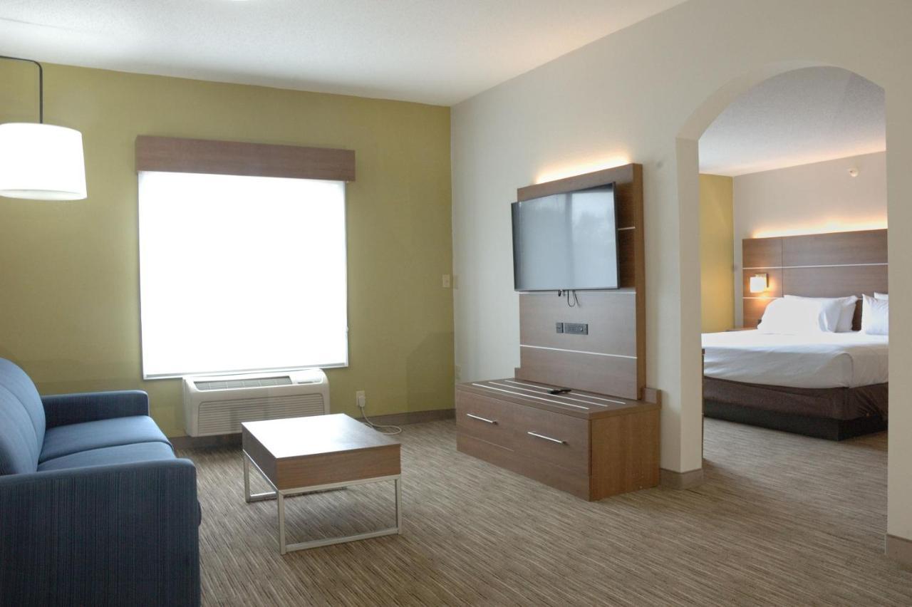Holiday Inn Express Hotel & Suites Goshen By Ihg Exterior foto