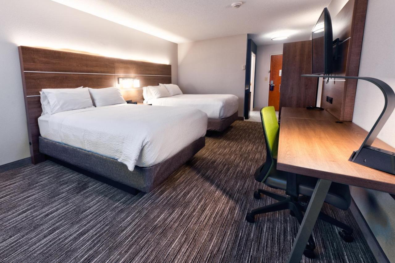 Holiday Inn Express Hotel & Suites Goshen By Ihg Exterior foto