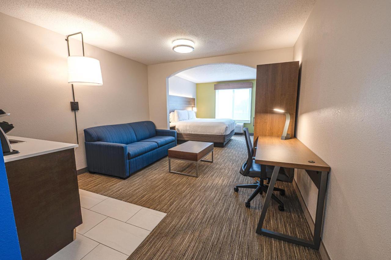 Holiday Inn Express Hotel & Suites Goshen By Ihg Exterior foto